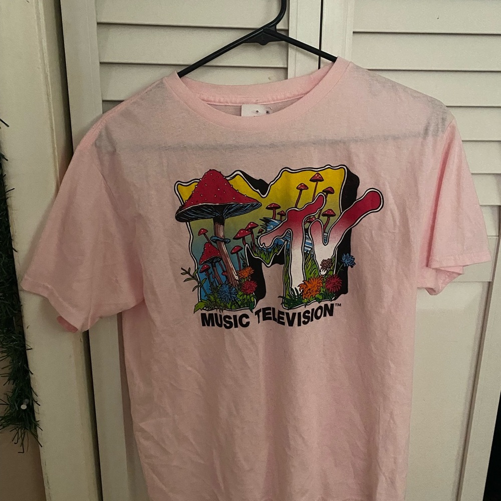 Pink Graphic MTV Tee